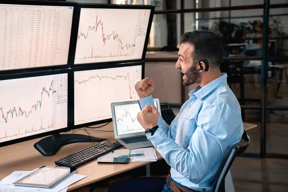 how does prop trading work