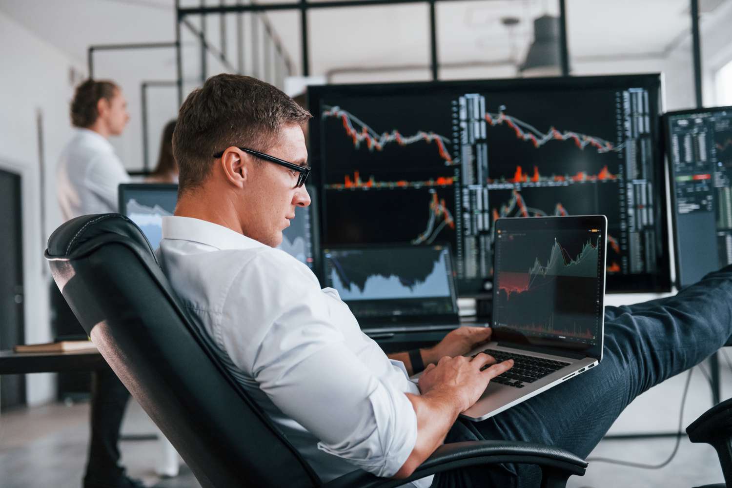 how to open prop trading firm