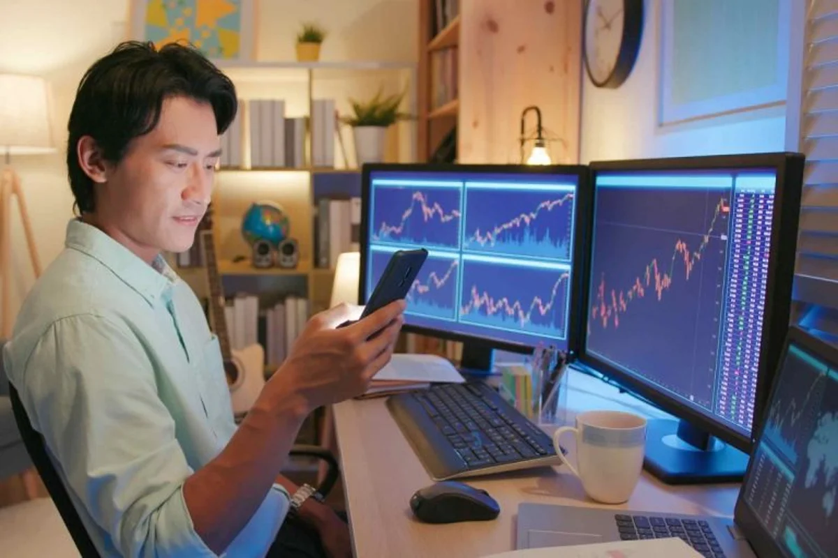 pros and cons of prop trading